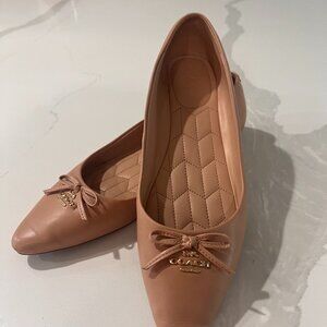 Coach Annabelle Flats in beachwood (beige) 6.5